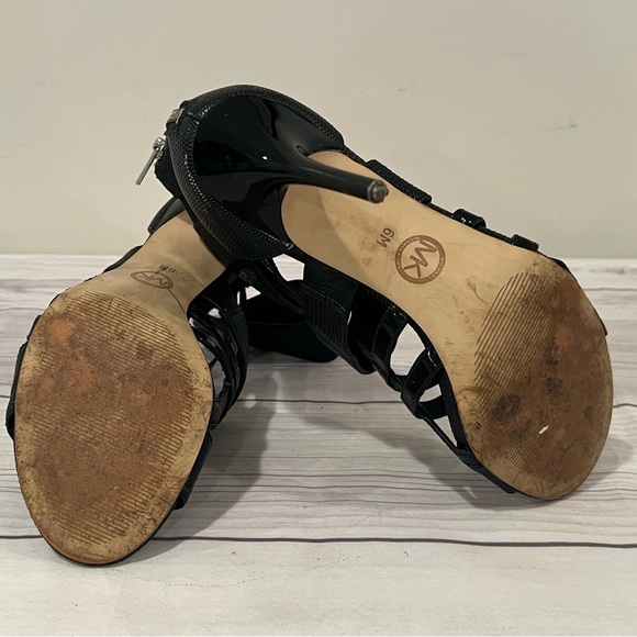 Michael Kors Black Strappy Open-Toe Heels Size 6 - Picture 8 of 11